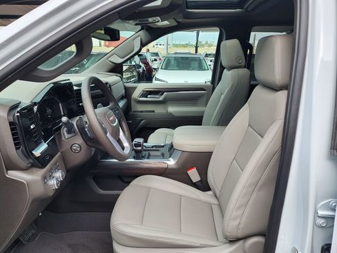New 2026 GMC Sierra 1500 SLT w/ SLT Premium Plus Package image 17