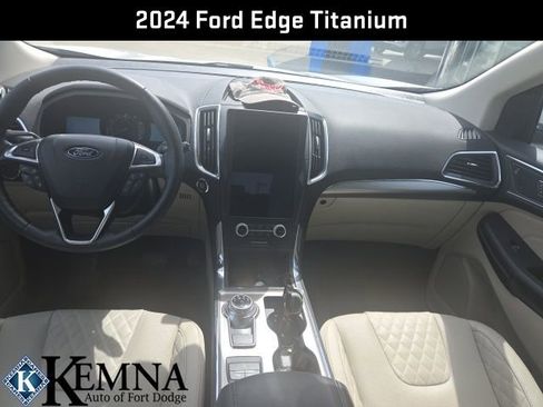 Used 2024 Ford Edge Titanium w/ Titanium Elite Package image 10