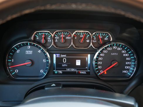 Used 2019 GMC Yukon XL SLT w/ Open Road Package AWD/4WD image 25