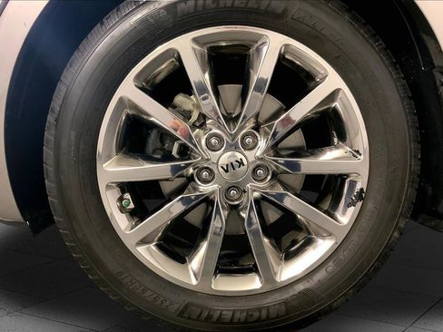 Used 2016 Kia Sorento SX w/ SXL Technology Package image 9