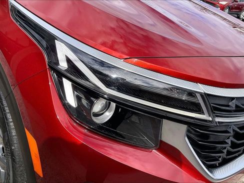 Used 2024 Kia Seltos S image 27