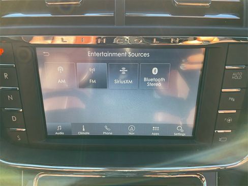 Used 2020 Lincoln Continental Reserve image 19