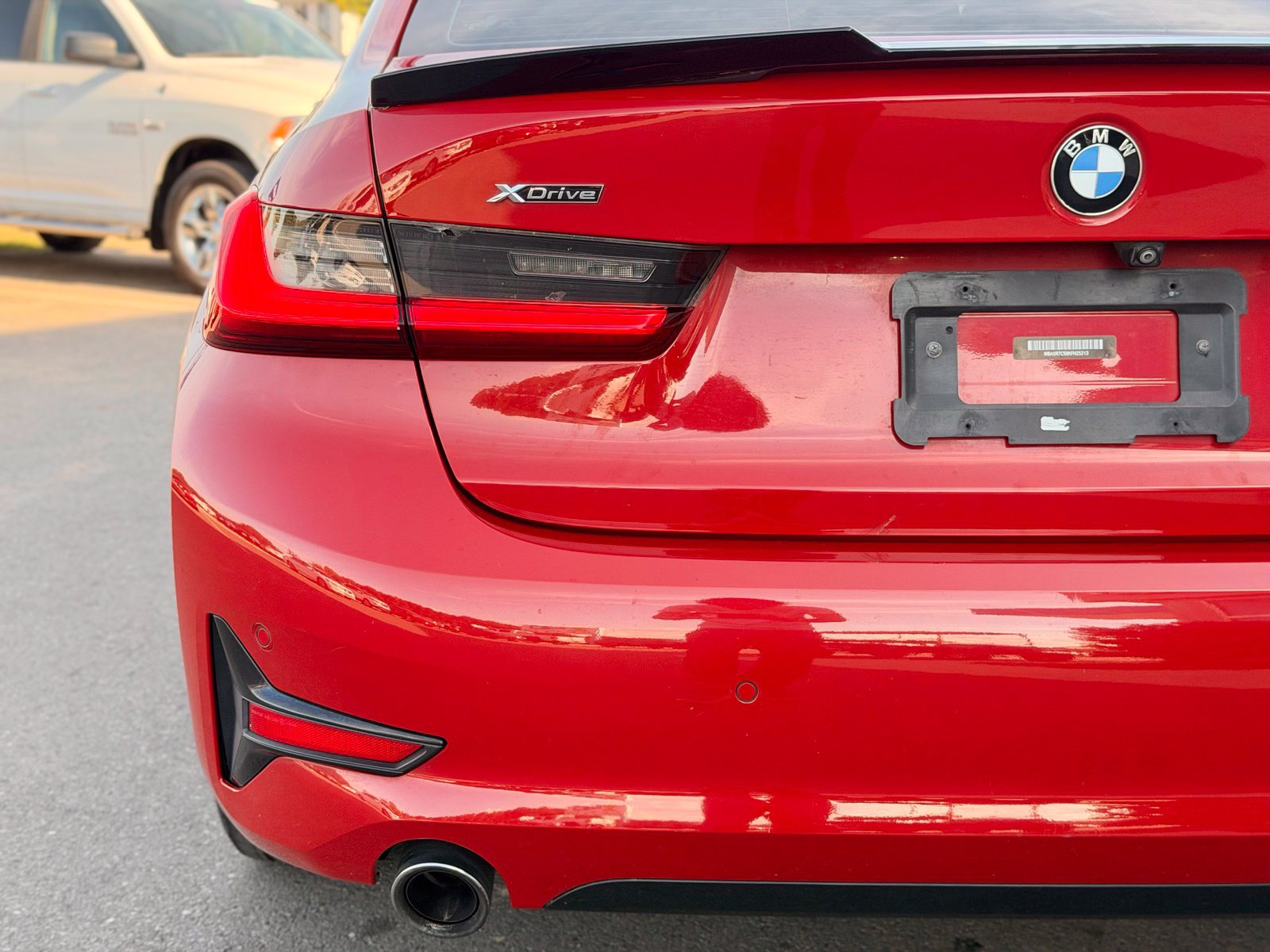 Used 2019 BMW 330i xDrive Sedan w/ Convenience Package AWD/4WD image 18