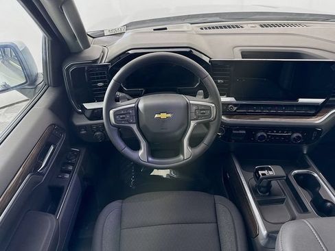 New 2026 Chevrolet Silverado 1500 LT w/ Z71 Off-Road Package AWD/4WD image 24