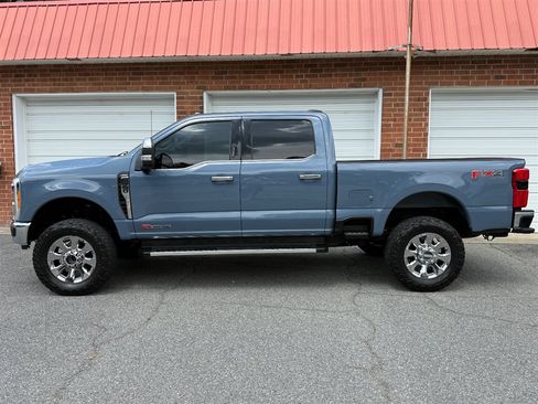 Used 2023 Ford F350 Lariat w/ Chrome Package AWD/4WD image 17