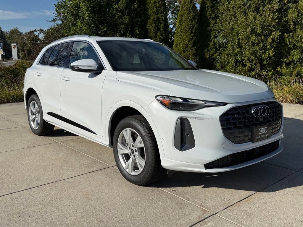 New 2026 Audi Q5 Premium AWD/4WD image 1