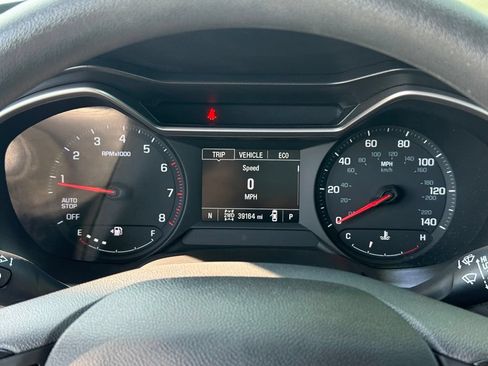 Used 2022 Chevrolet TrailBlazer LS AWD/4WD image 17