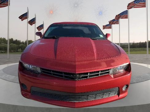 Used 2015 Chevrolet Camaro LS RWD image 9