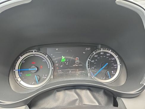 Used 2022 Toyota Highlander XLE FWD image 16