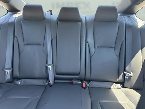 Used 2025 Honda Accord Sport image 11