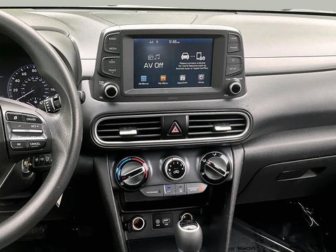 Used 2018 Hyundai Kona SE AWD/4WD image 7