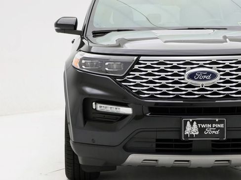 Used 2021 Ford Explorer Platinum w/ Equipment Group 601A image 4
