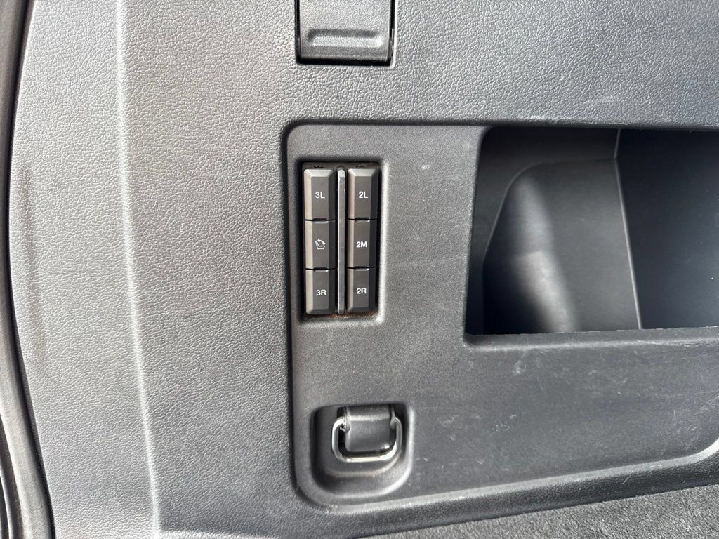 Used 2024 Ford Expedition Max XLT AWD/4WD image 33