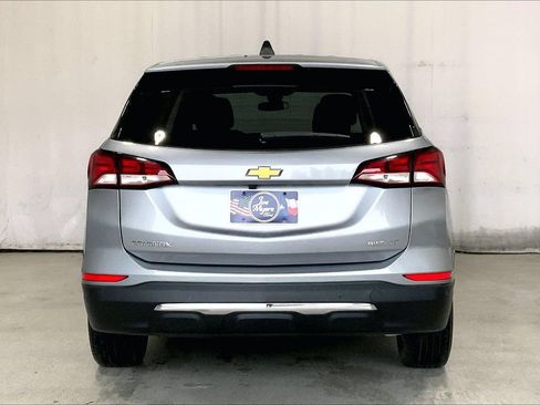 Used 2024 Chevrolet Equinox LT AWD/4WD image 3