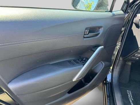 Used 2025 Toyota Corolla Cross AWD Hybrid image 20