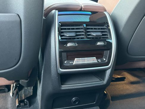 Used 2021 BMW X6 xDrive40i w/ Premium Package image 46