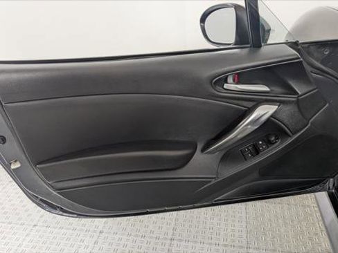 Used 2017 FIAT 124 Spider Classica image 10