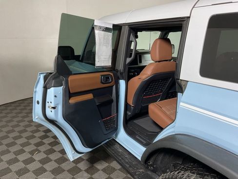 Used 2024 Ford Bronco Heritage Edition AWD/4WD image 33