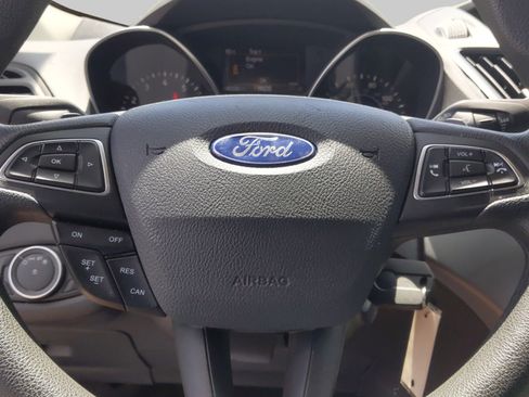 Used 2017 Ford Escape SE FWD image 21