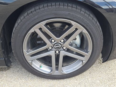 Used 2025 Nissan Z Sport w/ Floor Mat Package RWD image 27