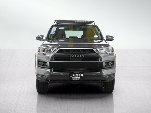 Used 2022 Toyota 4Runner Limited AWD/4WD image 8