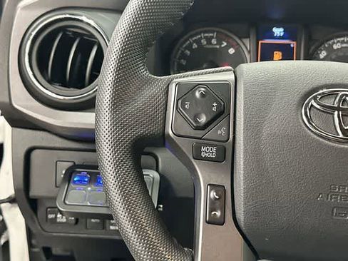 Used 2023 Toyota Tacoma TRD Off-Road image 16