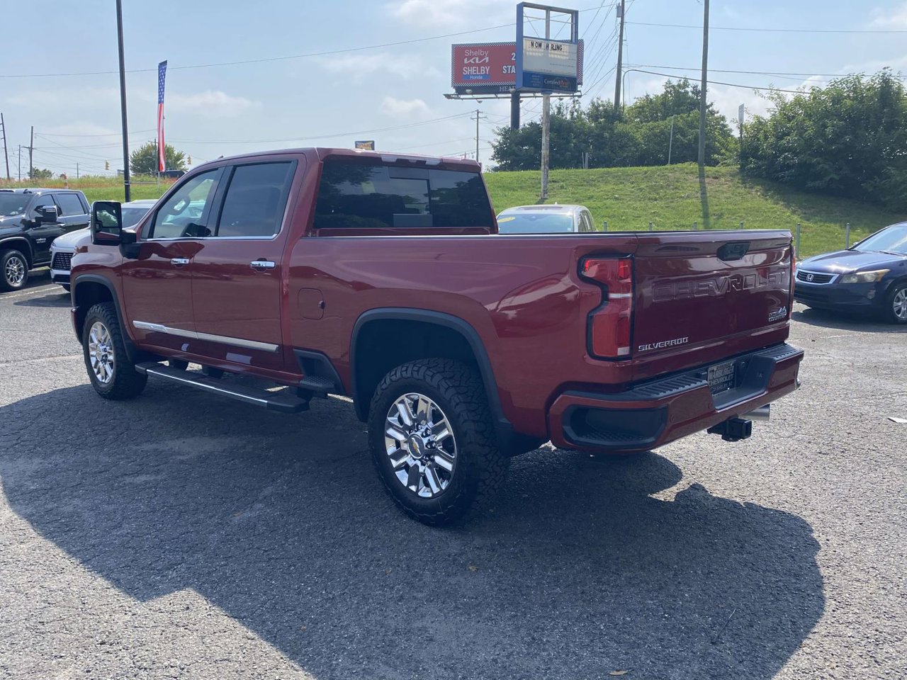 New 2026 Chevrolet Silverado 2500 High Country w/ Z71 Off-Road Package AWD/4WD image 4