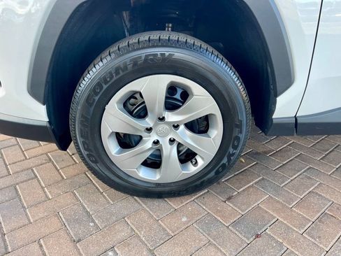 Used 2023 Toyota RAV4 LE image 10