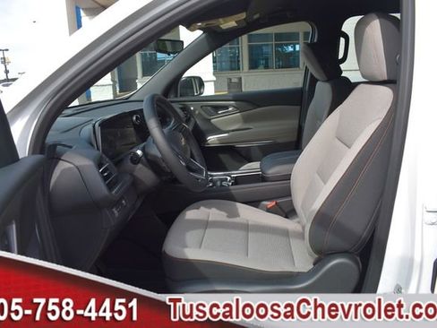 New 2026 Chevrolet Traverse LT w/ Driver Confidence Package image 15