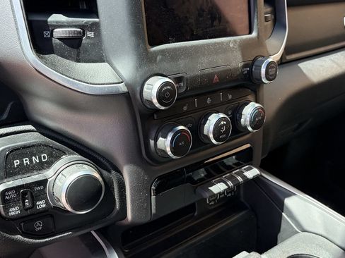 Used 2021 RAM 1500 Big Horn AWD/4WD image 12