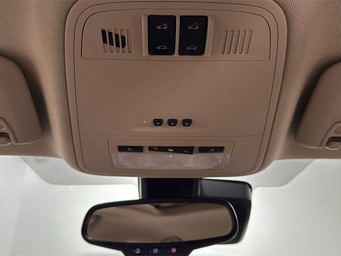 Used 2017 Buick Regal Premium w/ Driver Confidence Package #1 image 11