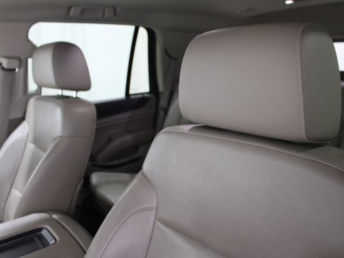 Used 2015 GMC Yukon SLT AWD/4WD image 4