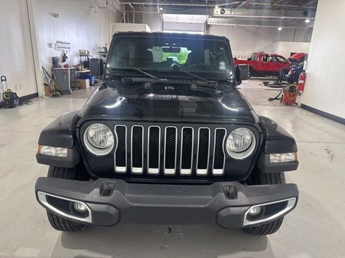 Used 2019 Jeep Wrangler Unlimited Sahara w/ Uconnect 4C Nav & Sound Group AWD/4WD image 1