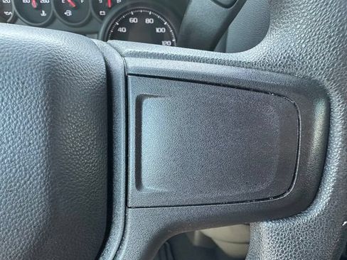 Used 2022 Chevrolet Silverado 1500 Custom RWD image 16