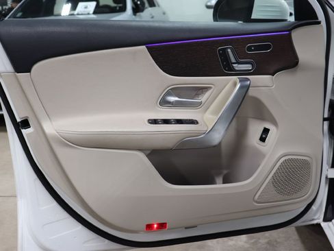 Used 2019 Mercedes-Benz A 220 w/ Premium Package image 9