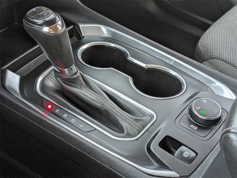 Used 2019 Chevrolet Traverse LS image 28