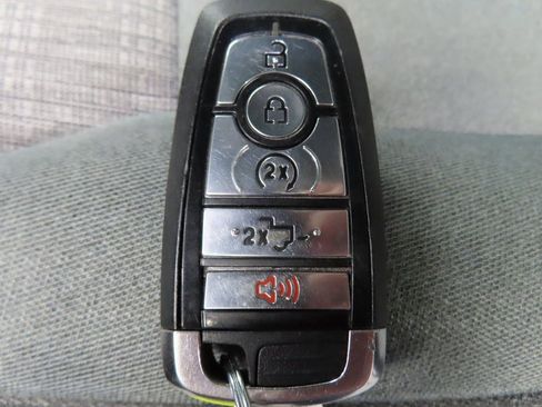 Used 2024 Ford F250 XLT w/ XLT Premium Package image 77