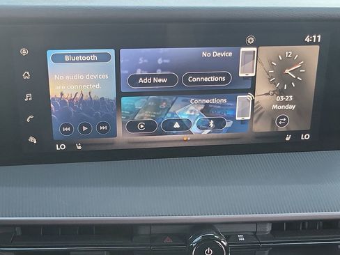 Used 2025 Nissan Murano SV FWD image 9