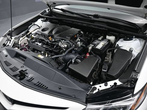 Used 2023 Toyota Camry SE FWD image 46