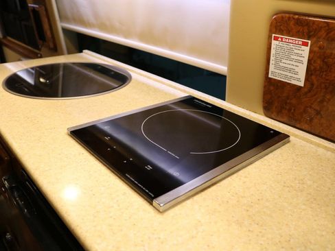 Used 2015 Mercedes-Benz Sprinter 3500 image 59