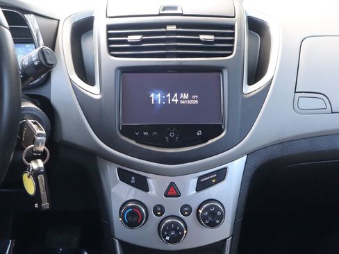 Used 2016 Chevrolet Trax LT w/ LT Convenience Package image 33