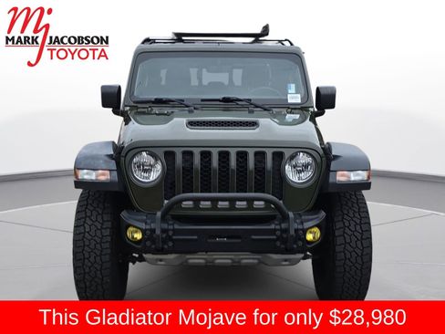 Used 2022 Jeep Gladiator Mojave image 3
