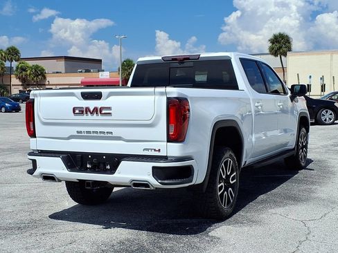 Used 2024 GMC Sierra 1500 AT4 w/ Technology Package AWD/4WD image 7