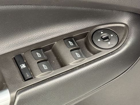 Used 2018 Ford Escape SEL FWD image 19