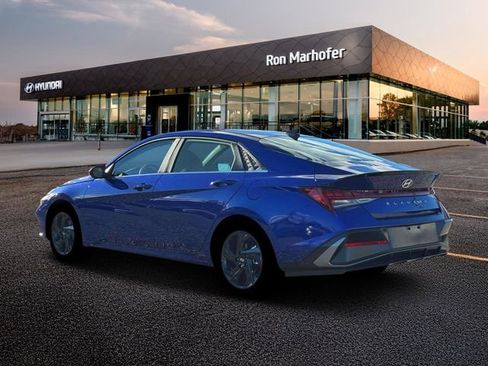 New 2026 Hyundai Elantra SEL Sport image 4
