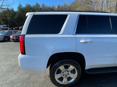 Used 2019 Chevrolet Tahoe LT image 9