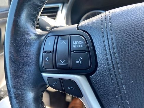 Used 2017 Toyota Highlander Limited Platinum AWD/4WD image 19