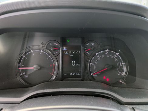 Used 2023 Toyota 4Runner SR5 Premium w/ Moonroof Package AWD/4WD image 20