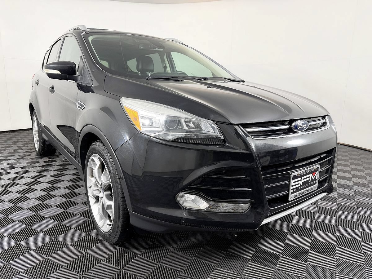 Used 2014 Ford Escape Titanium w/ Equipment Group 401A AWD/4WD image 5