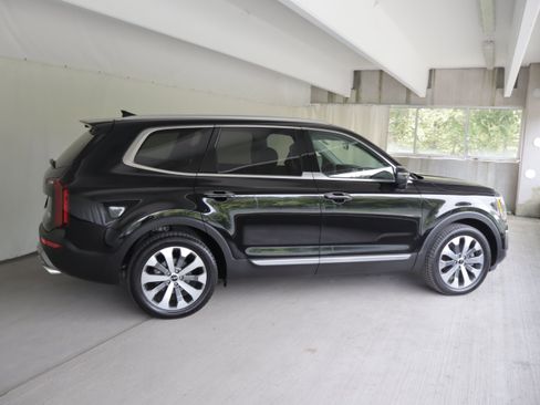 Used 2022 Kia Telluride S AWD/4WD image 6